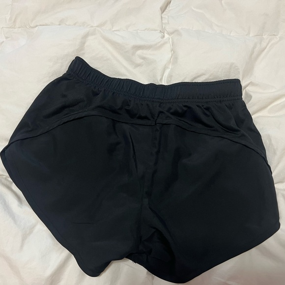 Nike shorts brand new size XS - Picture 3 of 6
